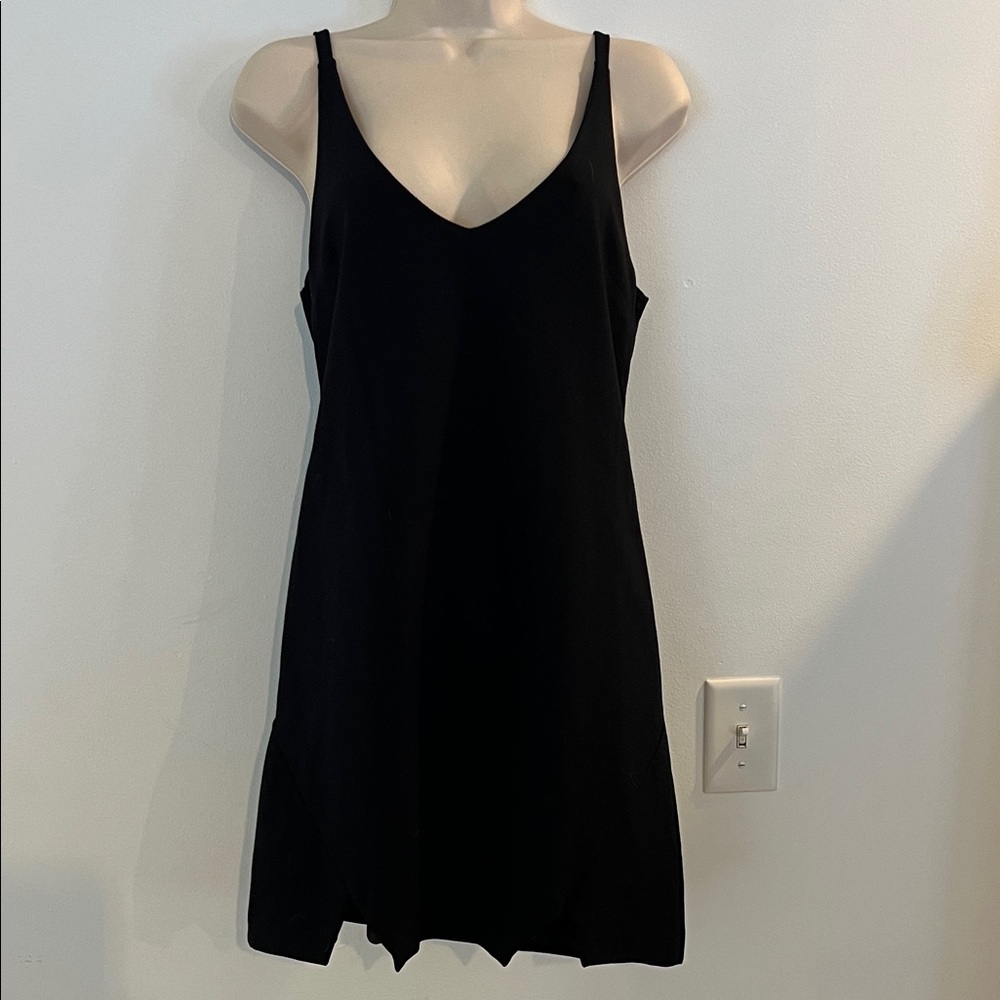 Lulu's Classic Black Dress